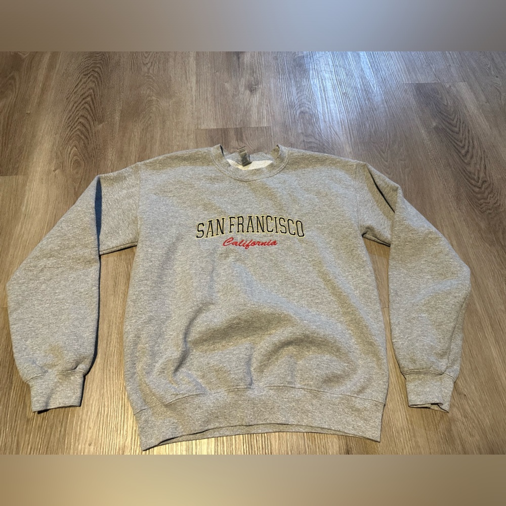 Vintage San Francisco Embroidered Crewneck Mens size Small